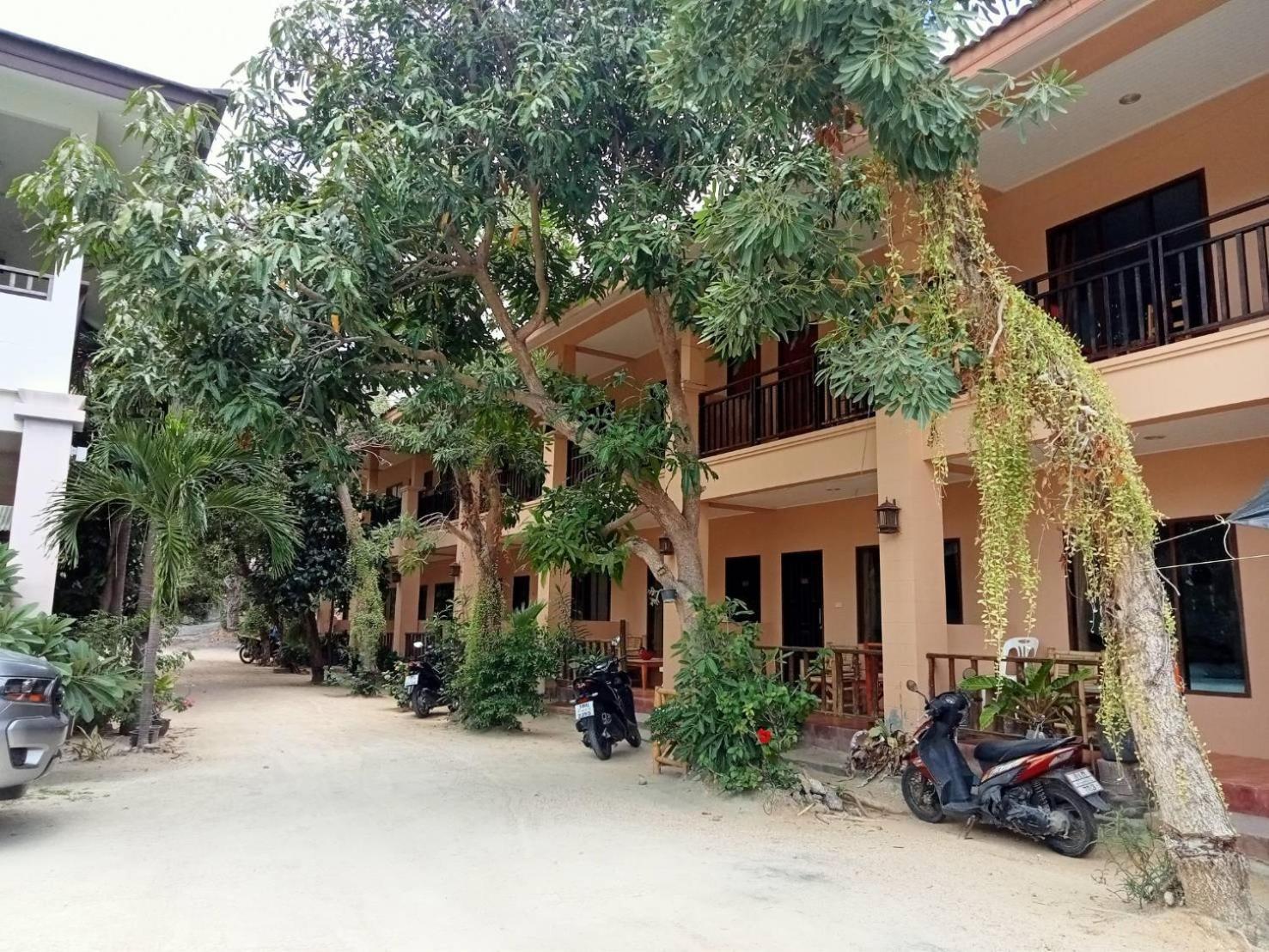 Bank Guesthouse Haad Rin Esterno foto